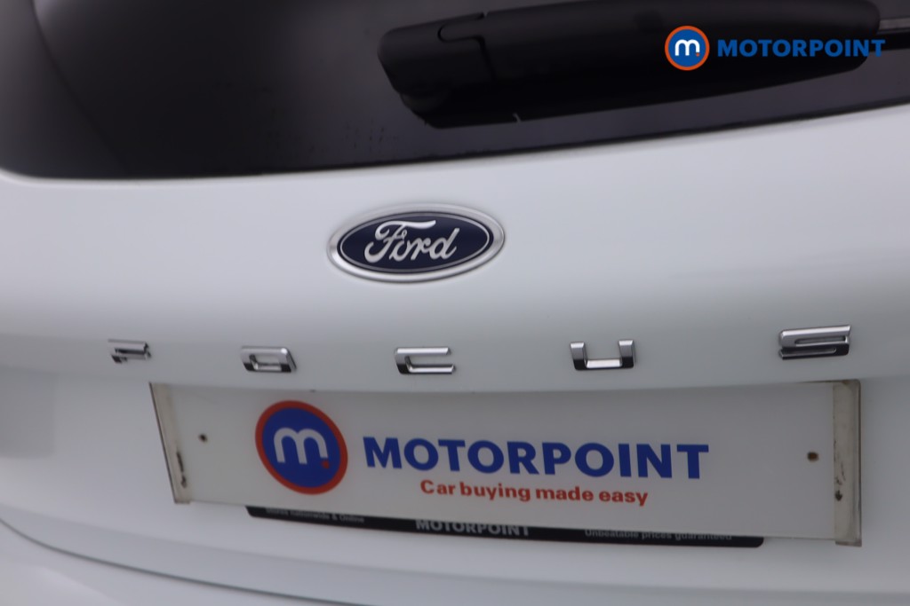 Ford Focus St-Line Automatic Petrol-Electric Hybrid Hatchback - Stock Number (1575797) - 19th supplementary image