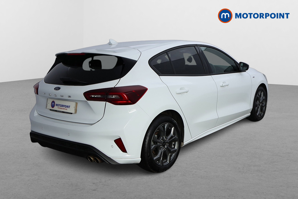 Ford Focus St-Line Automatic Petrol-Electric Hybrid Hatchback - Stock Number (1575797) - Drivers side rear corner