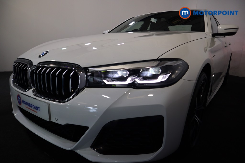 BMW 5 Series M Sport Automatic Petrol Plug-In Hybrid Saloon - Stock Number (1575973) - 32nd supplementary image