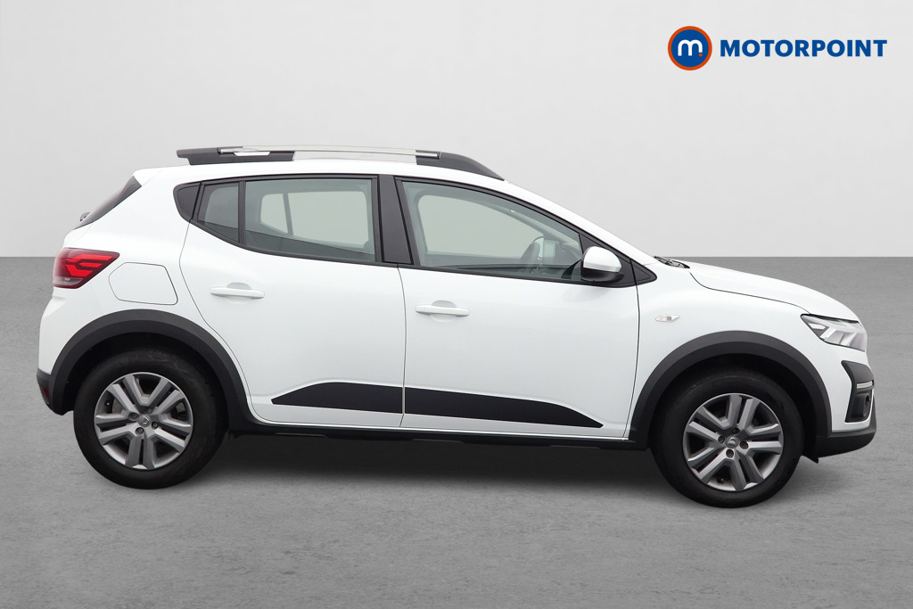 Dacia Sandero Stepway Comfort Automatic Petrol Hatchback - Stock Number (1576280) - Drivers side