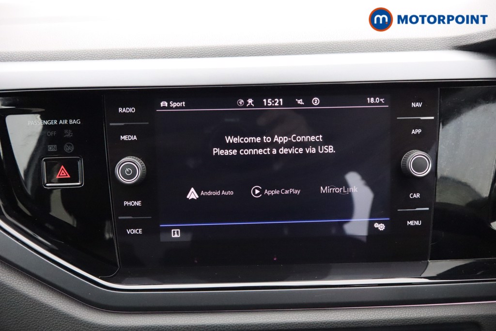 Volkswagen Taigo R-Line Manual Petrol SUV - Stock Number (1576284) - 2nd supplementary image