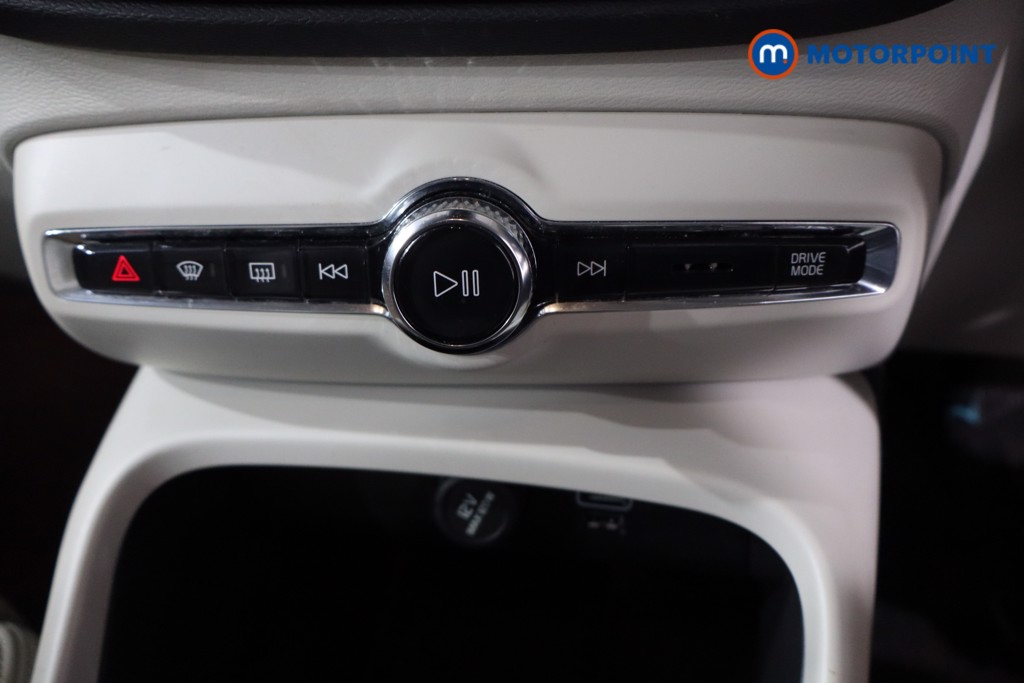 Volvo Xc40 Ultimate Automatic Petrol Plug-In Hybrid SUV - Stock Number (1576555) - 16th supplementary image