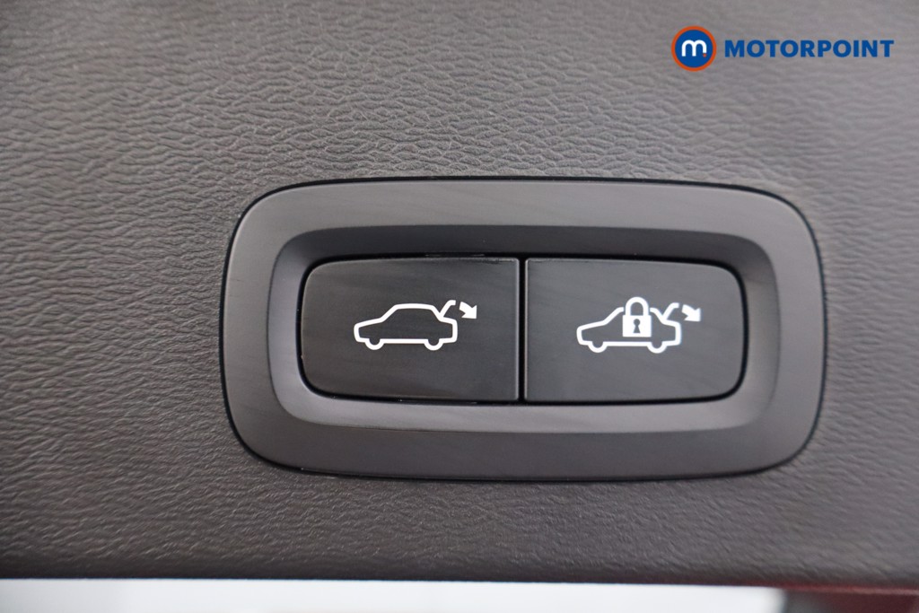 Volvo Xc40 Ultimate Automatic Petrol Plug-In Hybrid SUV - Stock Number (1576555) - 40th supplementary image