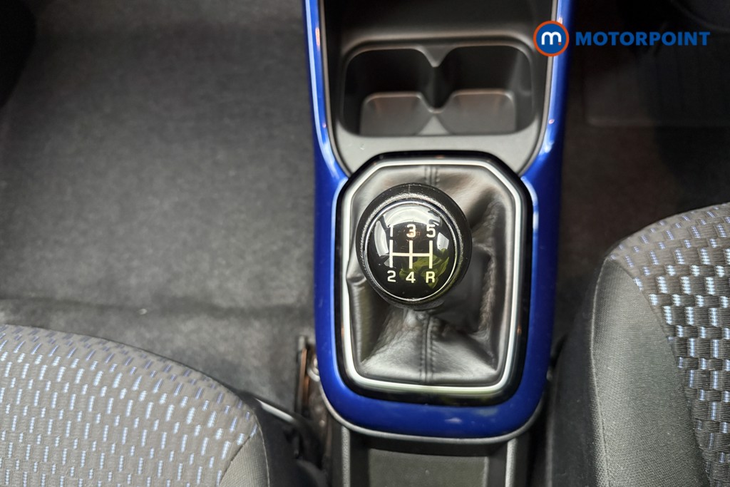 Suzuki Ignis Sz-T Manual Petrol-Electric Hybrid SUV - Stock Number (1576630) - 16th supplementary image