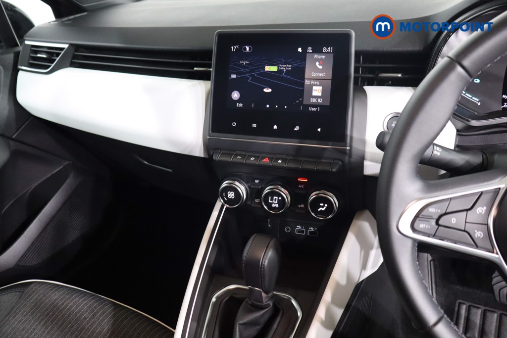 Renault Clio Techno Automatic Petrol-Electric Hybrid Hatchback - Stock Number (1576669) - 3rd supplementary image
