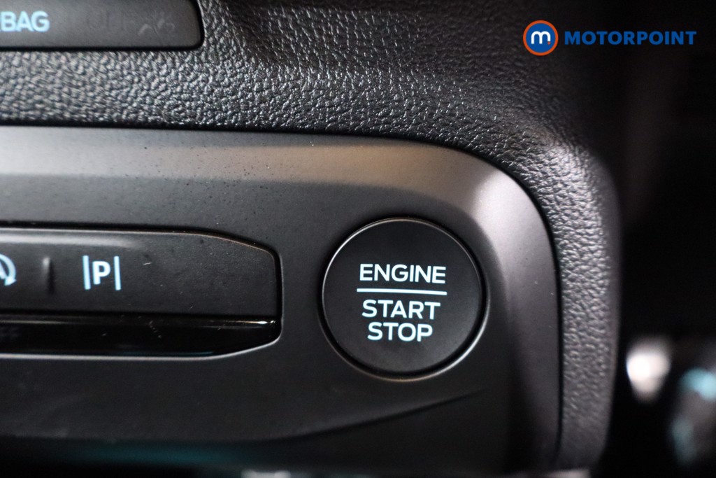 Ford Focus St-Line Automatic Petrol-Electric Hybrid Hatchback - Stock Number (1577161) - 13th supplementary image