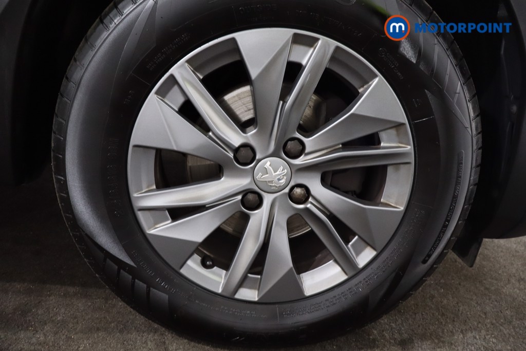 Peugeot 2008 Active Premium Manual Petrol SUV - Stock Number (1577175) - 9th supplementary image