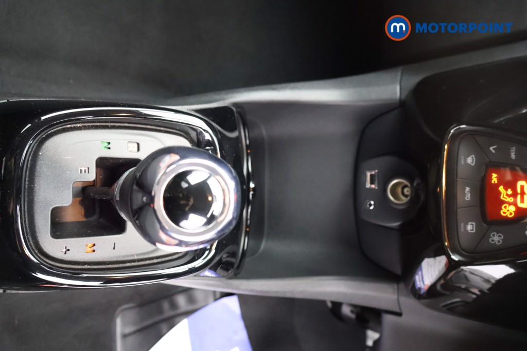 Peugeot 108 Collection Automatic Petrol Hatchback - Stock Number (1577211) - 6th supplementary image