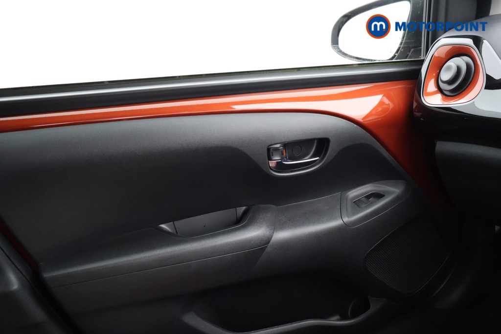 Peugeot 108 Collection Automatic Petrol Hatchback - Stock Number (1577211) - 8th supplementary image