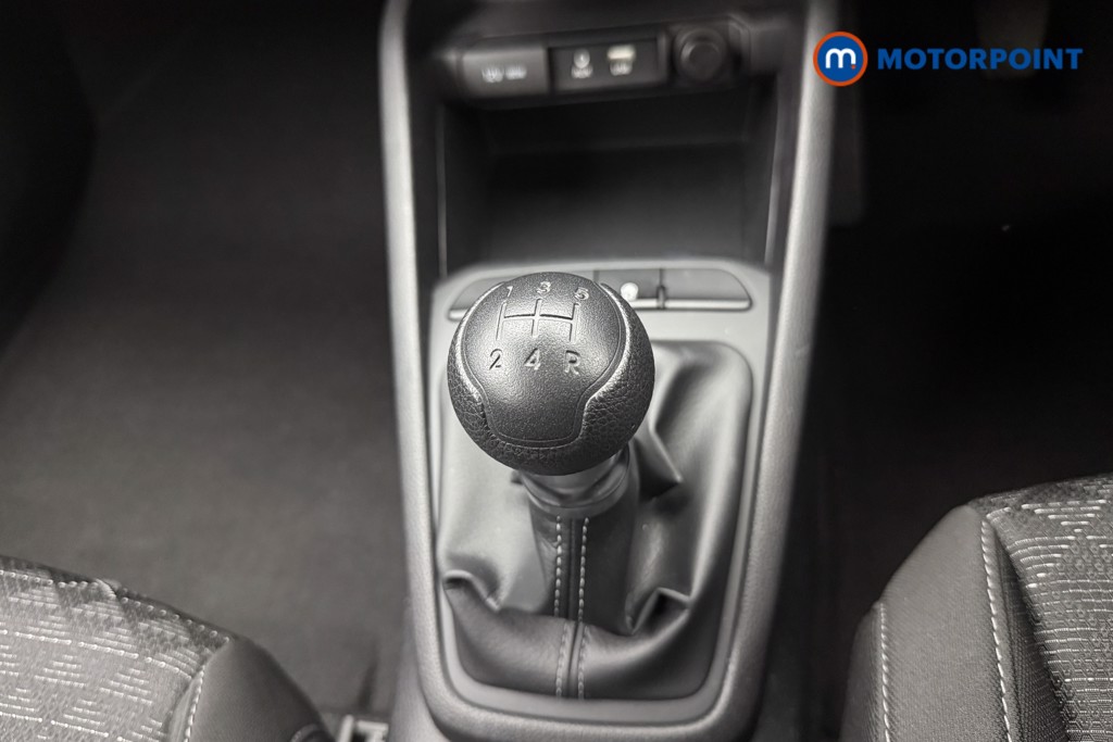 KIA RIO 1 Manual Petrol Hatchback - Stock Number (1577379) - 5th supplementary image