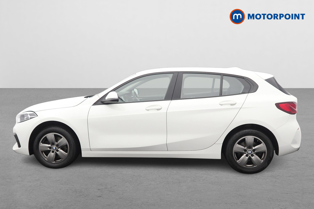 BMW 1 Series SE Manual Petrol Hatchback - Stock Number (1577456) - Passenger side