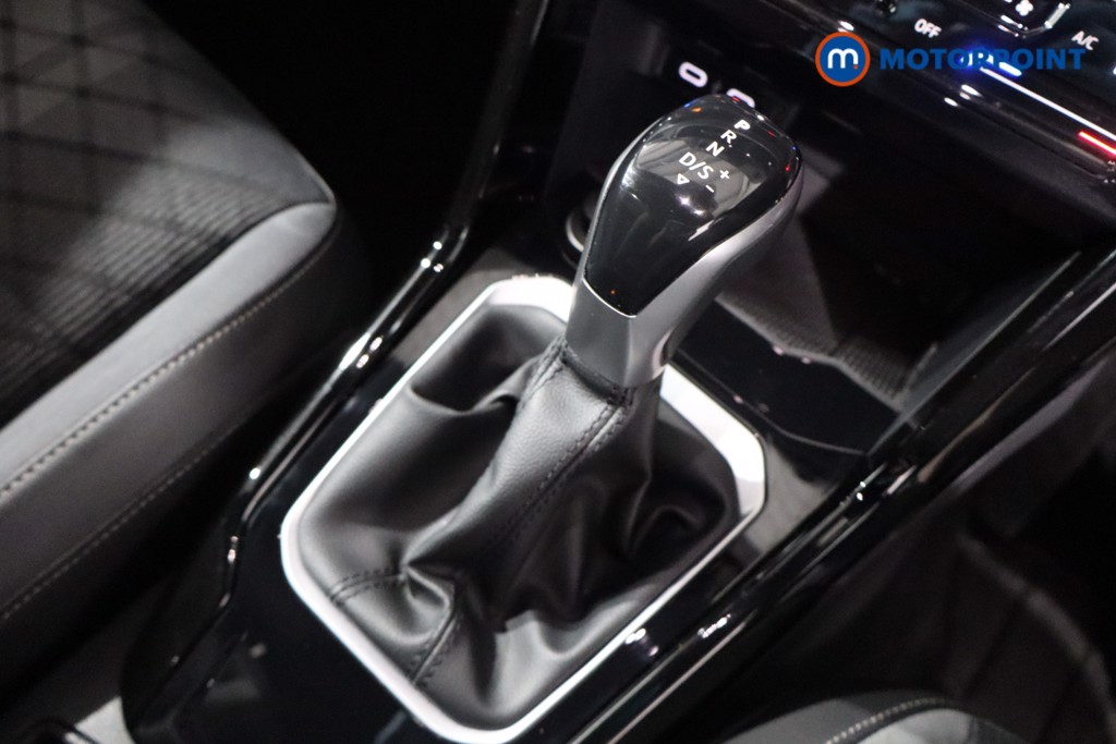 Volkswagen T-Roc R-Line Automatic Diesel SUV - Stock Number (1577578) - 14th supplementary image