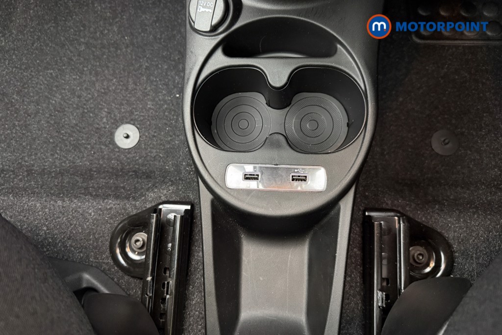 Fiat 500 1.0 Mild Hybrid 3Dr Manual Petrol-Electric Hybrid Hatchback - Stock Number (1577593) - 6th supplementary image