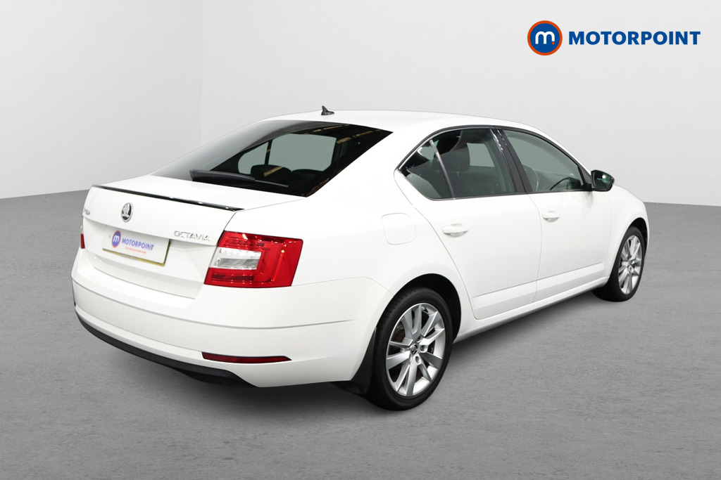 Skoda Octavia Se L Automatic Petrol Hatchback - Stock Number (1577687) - Drivers side rear corner