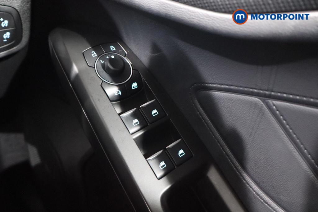 Ford Focus St-Line Automatic Petrol-Electric Hybrid Estate - Stock Number (1577736) - 13th supplementary image