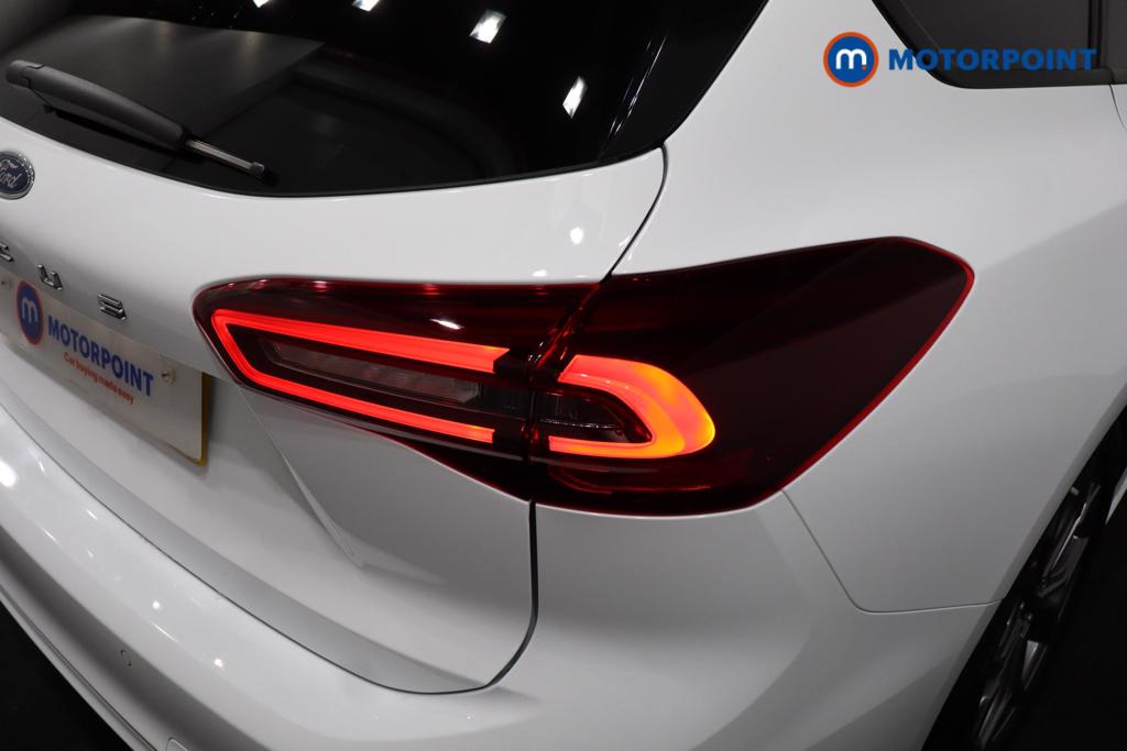 Ford Focus St-Line Automatic Petrol-Electric Hybrid Estate - Stock Number (1577736) - 22nd supplementary image