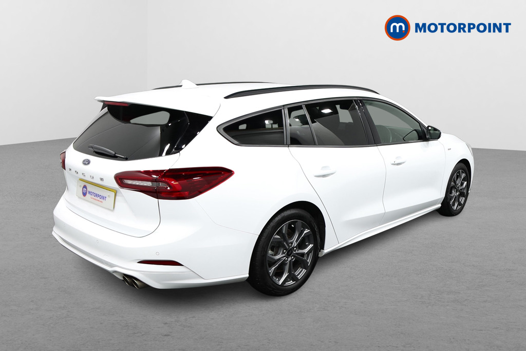 Ford Focus St-Line Automatic Petrol-Electric Hybrid Estate - Stock Number (1577736) - Drivers side rear corner