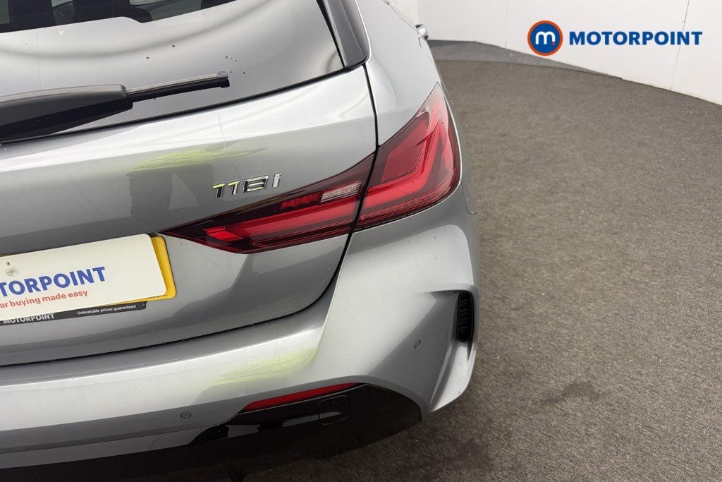 BMW 1 Series M Sport Manual Petrol Hatchback - Stock Number (1577893) - 7th supplementary image
