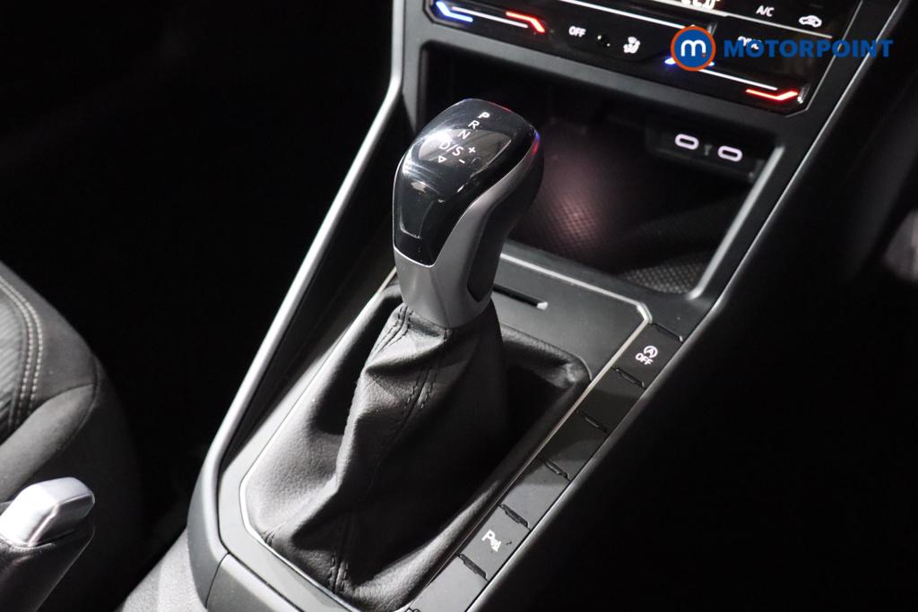 Volkswagen Polo R-Line Automatic Petrol Hatchback - Stock Number (1554637) - 5th supplementary image