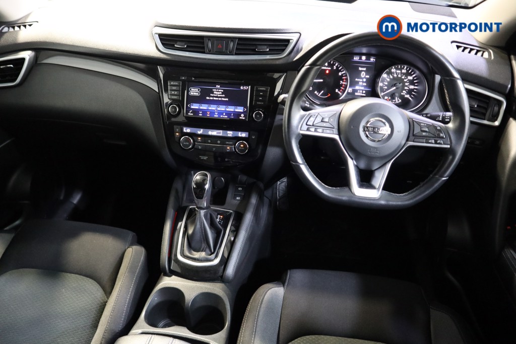 Nissan Qashqai N-Connecta Automatic Petrol SUV - Stock Number (1561379) - 1st supplementary image