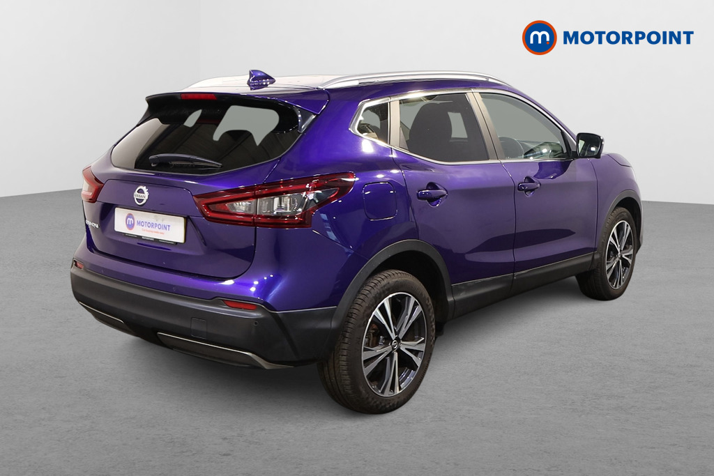 Nissan Qashqai N-Connecta Automatic Petrol SUV - Stock Number (1561379) - Drivers side rear corner
