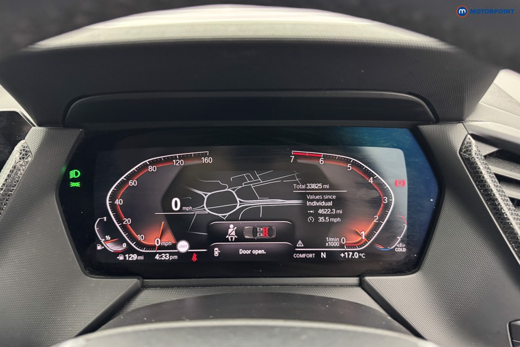 BMW 2 Series Sport Manual Petrol Saloon - Stock Number (1563760) - 4th supplementary image