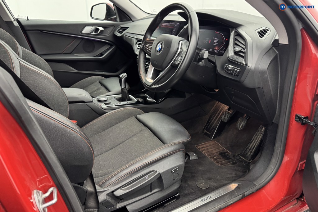 BMW 2 Series Sport Manual Petrol Saloon - Stock Number (1563760) - 6th supplementary image