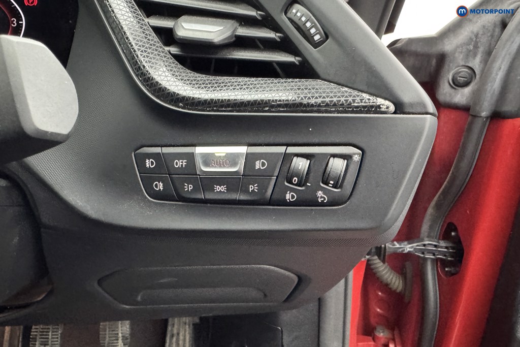 BMW 2 Series Sport Manual Petrol Saloon - Stock Number (1563760) - 15th supplementary image