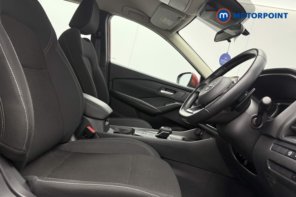 Nissan Qashqai Acenta Premium Automatic Petrol SUV - Stock Number (1564158) - 7th supplementary image