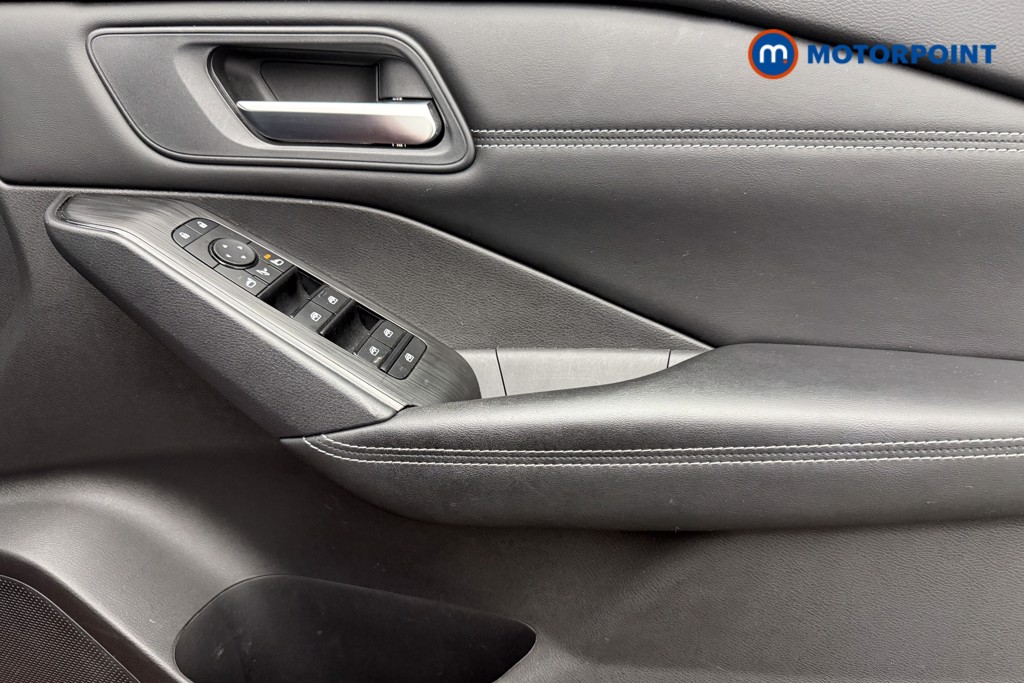 Nissan Qashqai Acenta Premium Automatic Petrol SUV - Stock Number (1564158) - 17th supplementary image