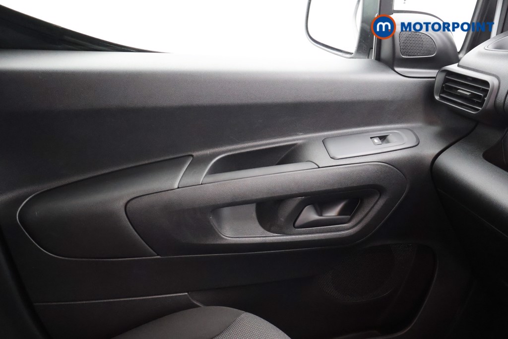 Peugeot Partner Asphalt Premium -Plus Automatic Electric Panel Van - Stock Number (1564482) - 7th supplementary image