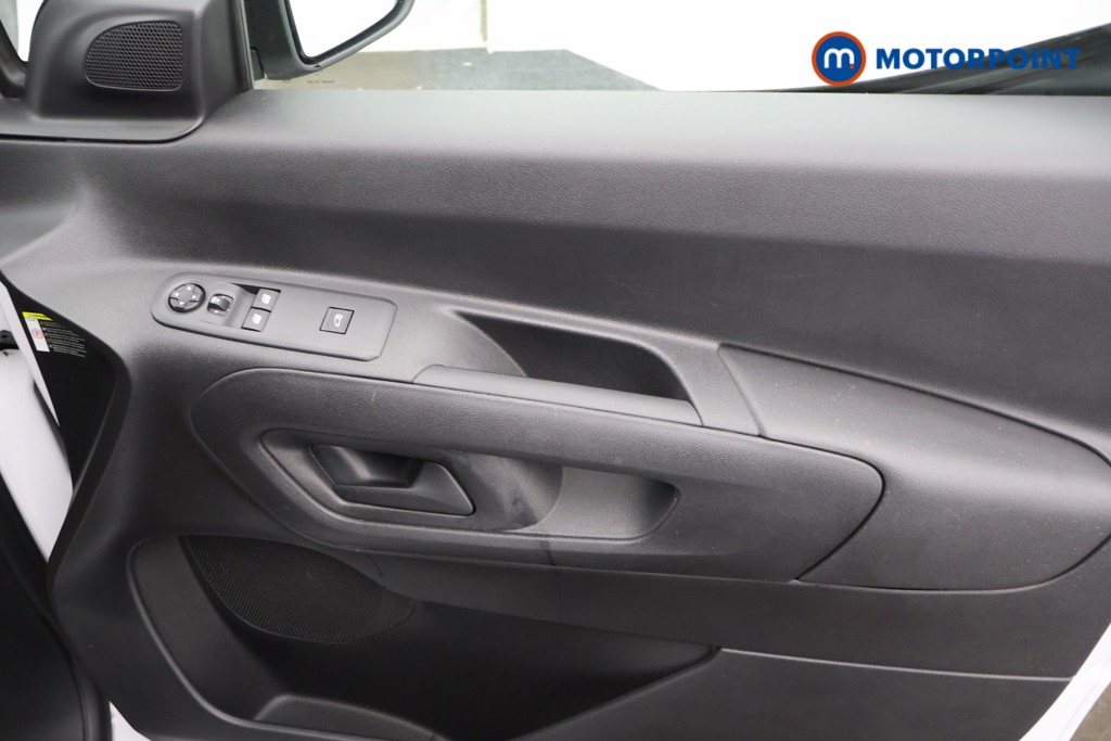 Peugeot Partner Asphalt Premium -Plus Automatic Electric Panel Van - Stock Number (1564482) - 8th supplementary image