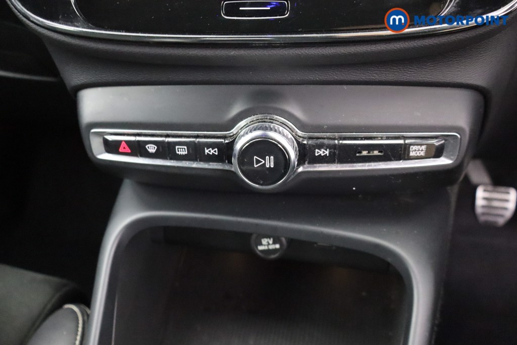 Volvo Xc40 R Design Manual Petrol SUV - Stock Number (1564770) - 10th supplementary image