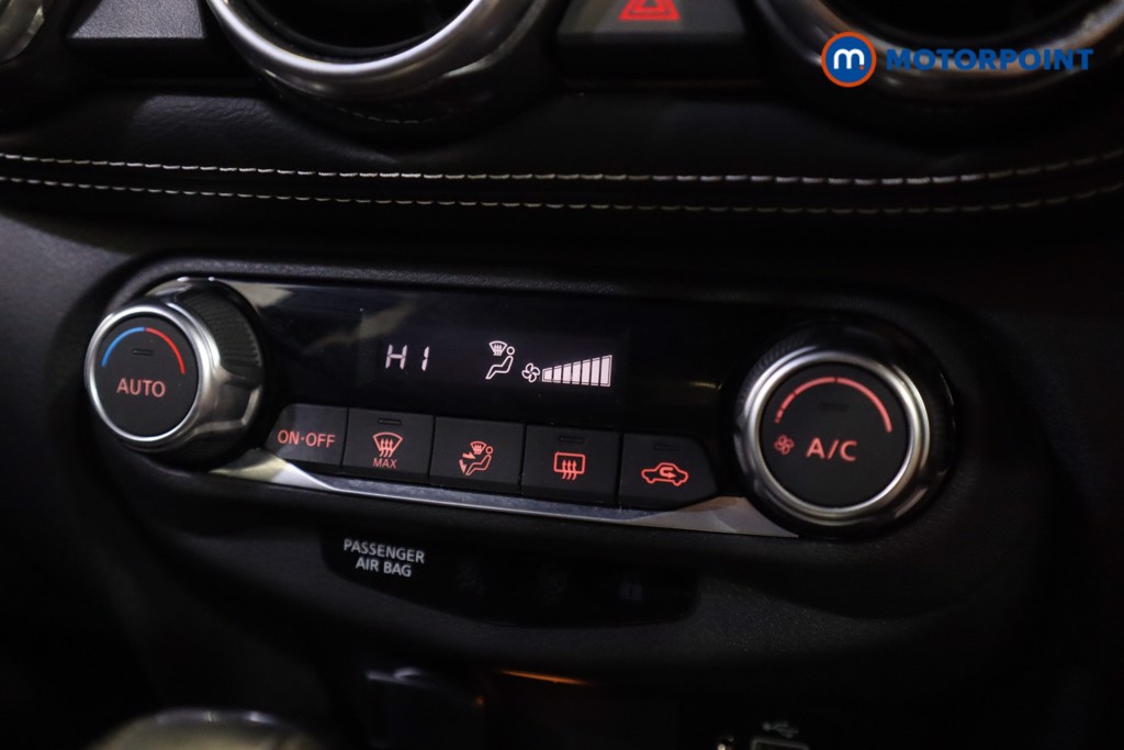 Nissan Juke N-Connecta Automatic Petrol SUV - Stock Number (1564956) - 17th supplementary image