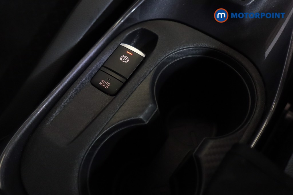 Nissan Juke N-Connecta Automatic Petrol SUV - Stock Number (1564956) - 20th supplementary image