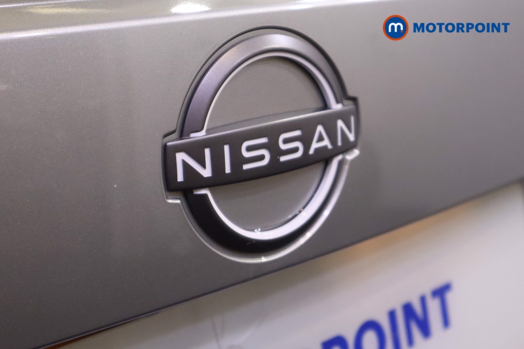 Nissan Juke N-Connecta Automatic Petrol SUV - Stock Number (1564956) - 33rd supplementary image