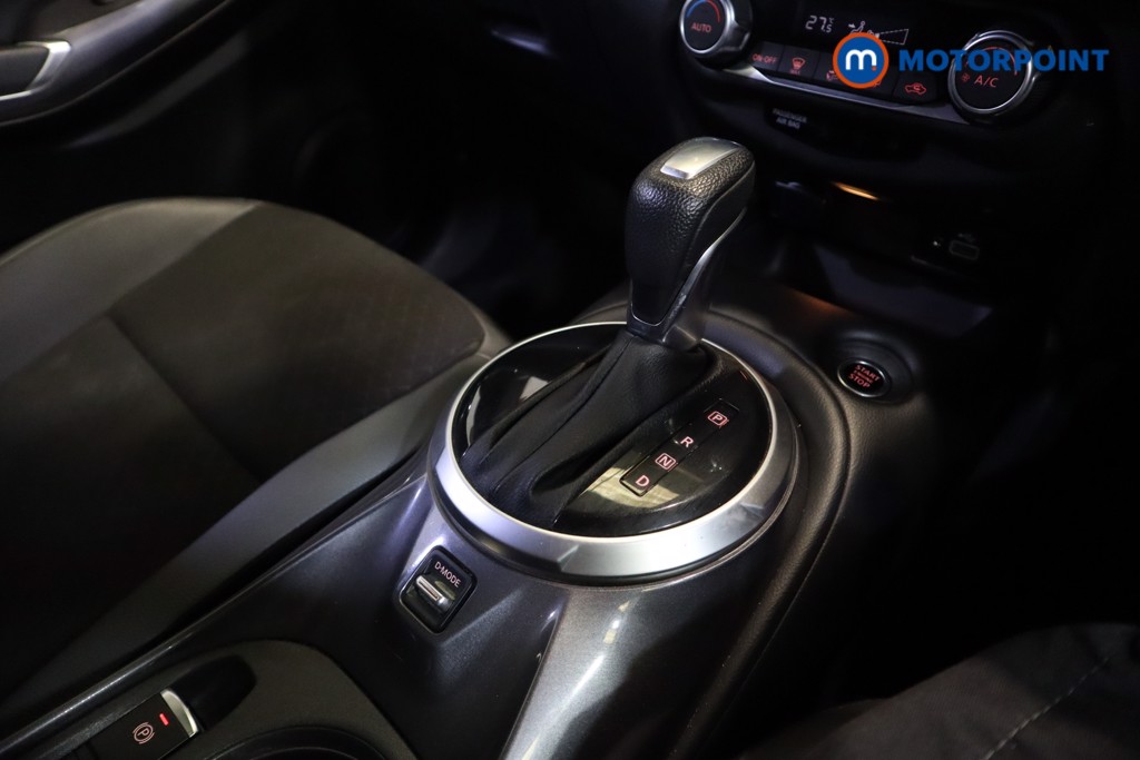 Nissan Juke N-Connecta Automatic Petrol SUV - Stock Number (1565004) - 16th supplementary image