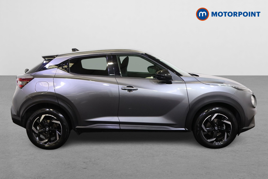 Nissan Juke N-Connecta Automatic Petrol SUV - Stock Number (1565004) - Drivers side