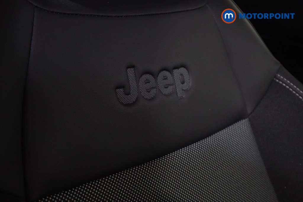 Jeep Avenger Altitude Manual Petrol SUV - Stock Number (1565143) - 7th supplementary image