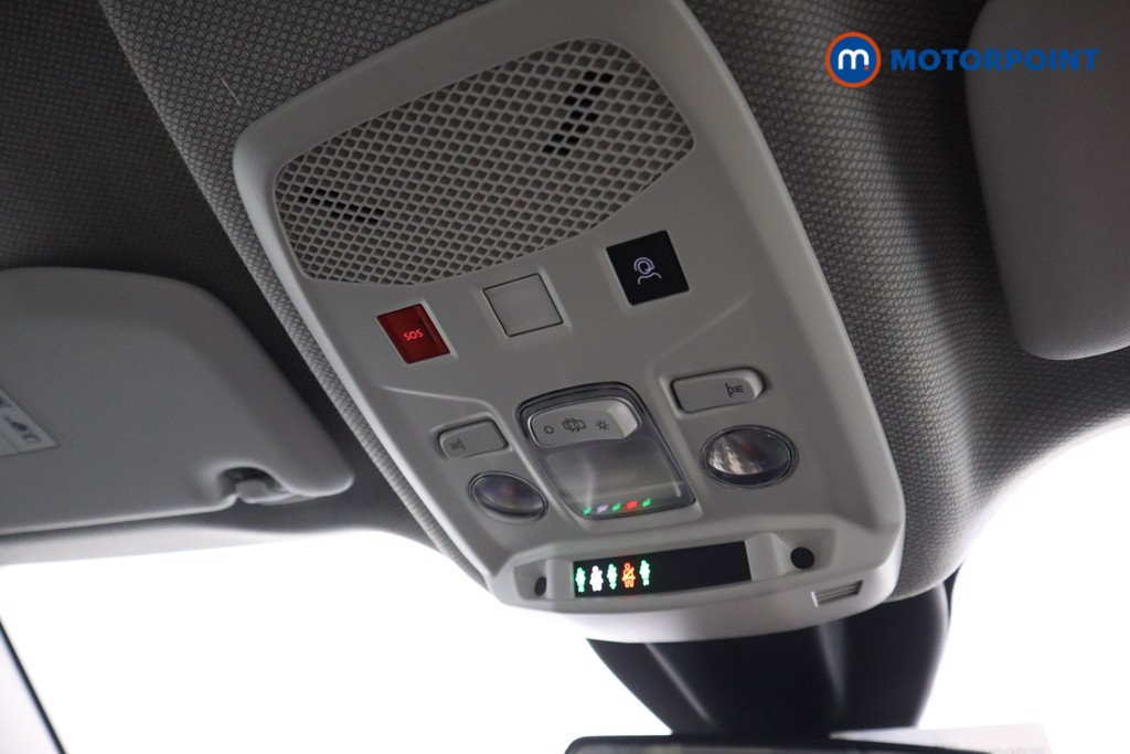 Jeep Avenger Altitude Manual Petrol SUV - Stock Number (1565143) - 24th supplementary image