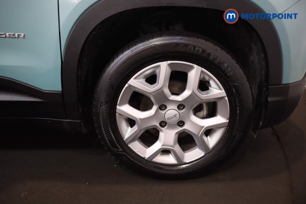 Jeep Avenger Altitude Manual Petrol SUV - Stock Number (1565143) - 31st supplementary image