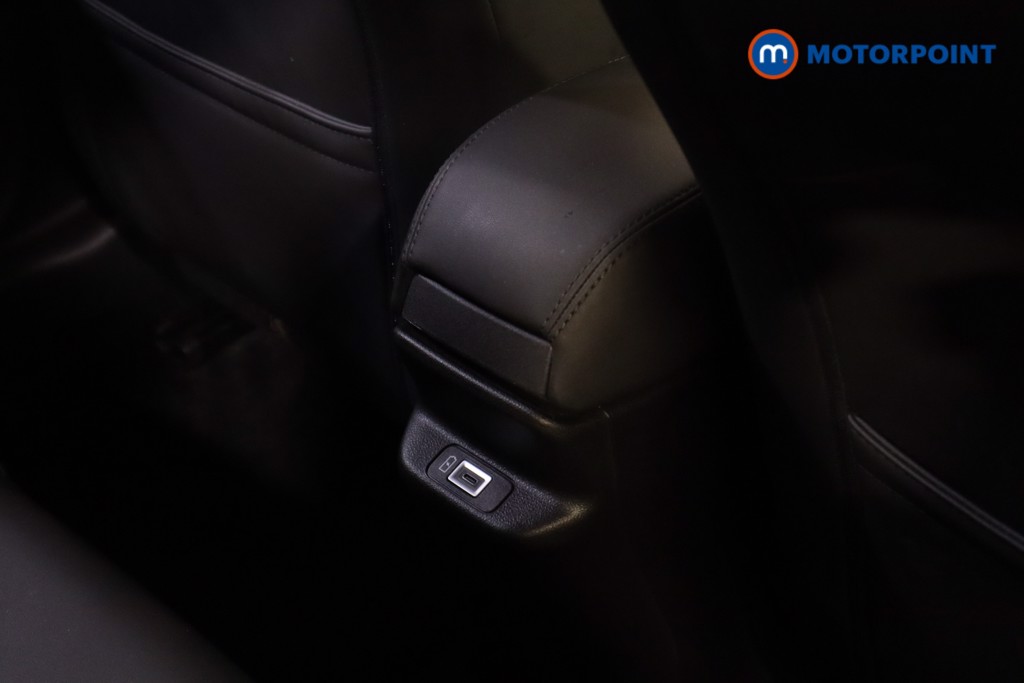 Jeep Avenger Altitude Manual Petrol SUV - Stock Number (1565168) - 25th supplementary image