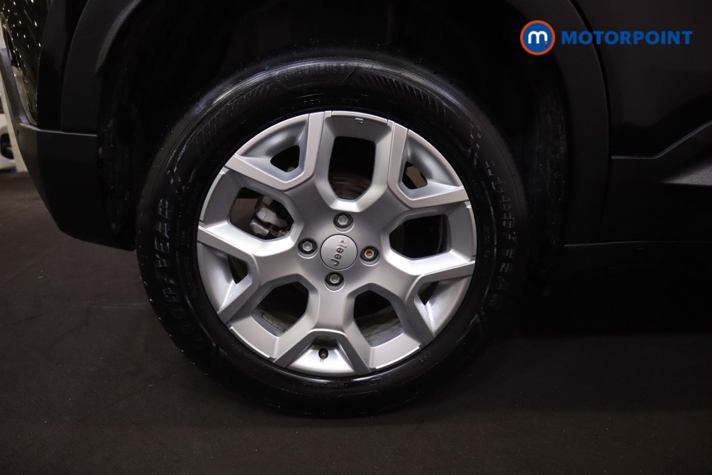 Jeep Avenger Altitude Manual Petrol SUV - Stock Number (1565168) - 27th supplementary image