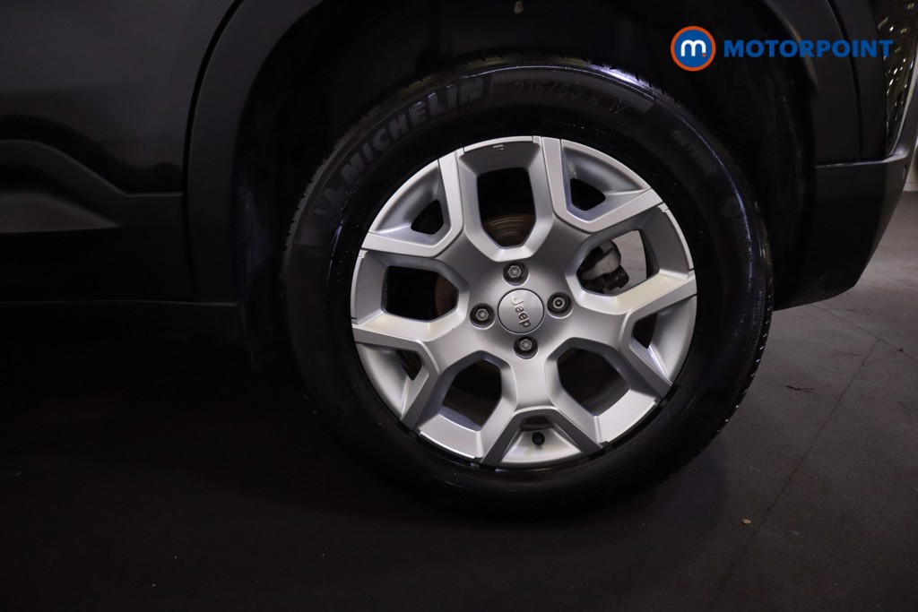 Jeep Avenger Altitude Manual Petrol SUV - Stock Number (1565168) - 28th supplementary image