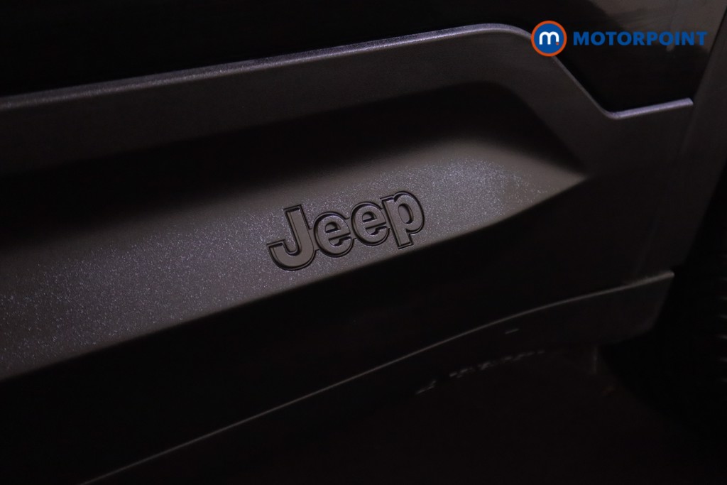 Jeep Avenger Altitude Manual Petrol SUV - Stock Number (1565168) - 36th supplementary image