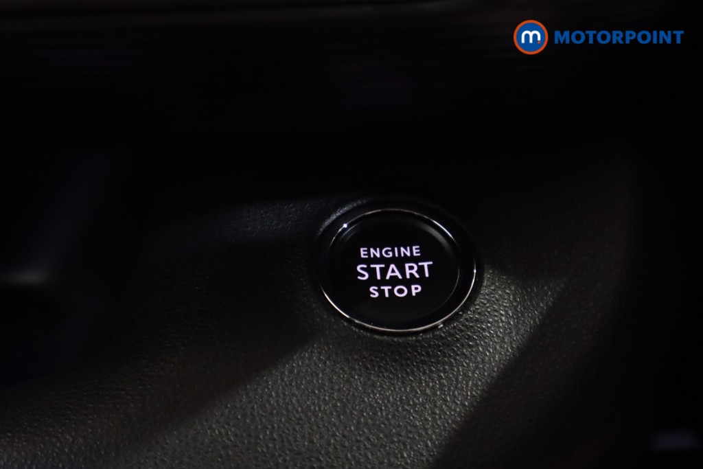 Jeep Avenger Altitude Manual Petrol SUV - Stock Number (1565181) - 19th supplementary image