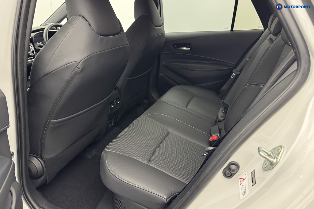 Toyota Corolla Excel Automatic Petrol-Electric Hybrid Estate - Stock Number (1565222) - 8th supplementary image
