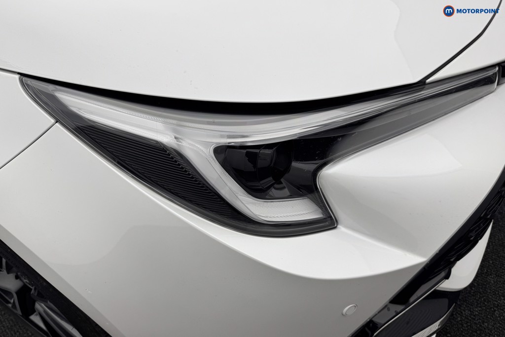 Toyota Corolla Excel Automatic Petrol-Electric Hybrid Estate - Stock Number (1565222) - 24th supplementary image