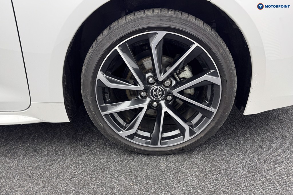 Toyota Corolla Excel Automatic Petrol-Electric Hybrid Estate - Stock Number (1565222) - 31st supplementary image