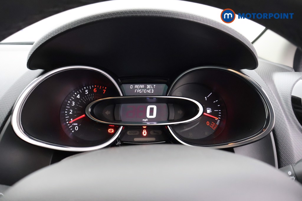 Renault Clio Iconic Manual Petrol Hatchback - Stock Number (1565710) - 4th supplementary image